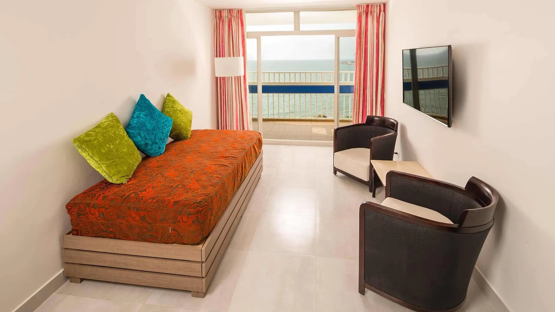 Decameron Cartagena 3*,